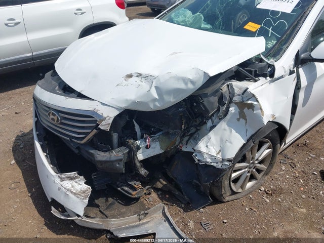 Продажа на аукционе авто 2017 Hyundai Sonata Se, vin: 5NPE24AF5HH577390, номер лота: 44889212
