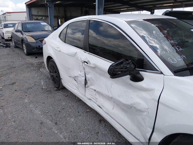Продажа на аукционе авто 2019 Toyota Camry Le, vin: 4T1B11HK6KU270942, номер лота: 44889215