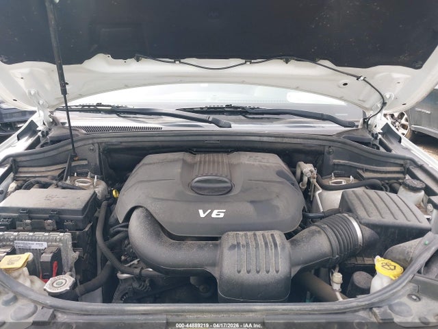 44889219 :رقم المزاد ، 1C4RJFAG3FC829557 vin ، 2015 Jeep Grand Cherokee Laredo مزاد بيع