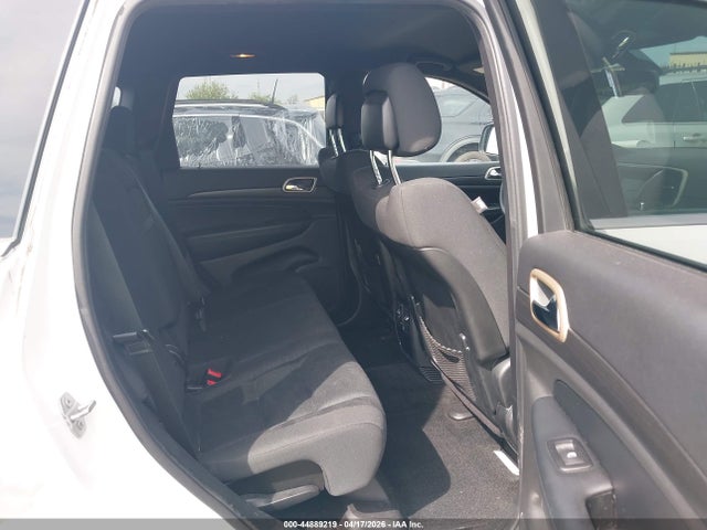 44889219 :رقم المزاد ، 1C4RJFAG3FC829557 vin ، 2015 Jeep Grand Cherokee Laredo مزاد بيع