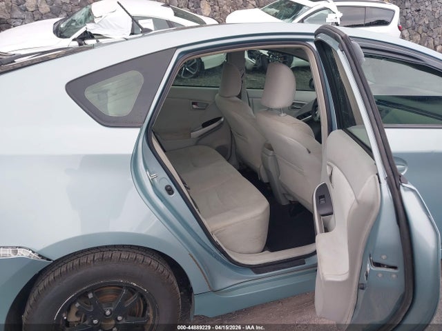 44889229 :رقم المزاد ، JTDKN3DU0E1791057 vin ، 2014 Toyota Prius Five/four/three/two مزاد بيع