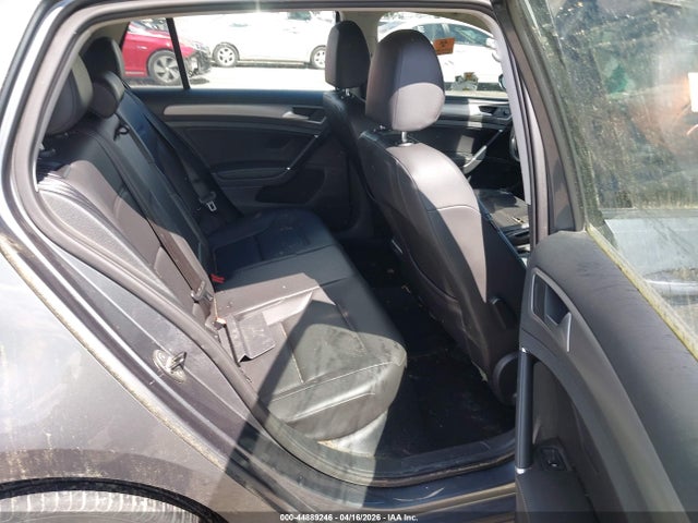 3VW217AU9FM053590 Volkswagen Golf Tsi S 4-door