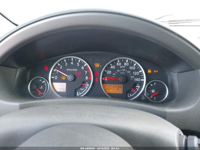 44889261 :رقم المزاد ، 5N1AR18W25C764717 vin ، 2005 Nissan Pathfinder Se مزاد بيع