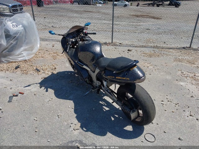 2000 Suzuki Gsx1300 R მანქანა იყიდება აუქციონზე, vin: JS1GW71A2Y2106845, აუქციონის ნომერი: 44889279