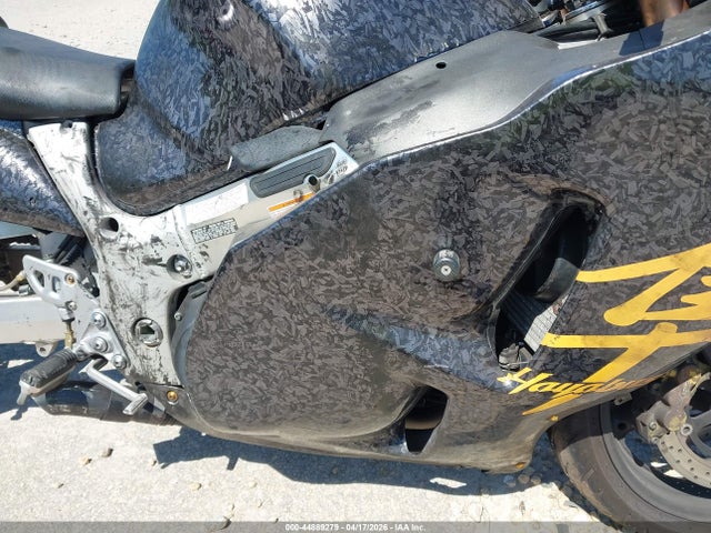2000 Suzuki Gsx1300 R მანქანა იყიდება აუქციონზე, vin: JS1GW71A2Y2106845, აუქციონის ნომერი: 44889279