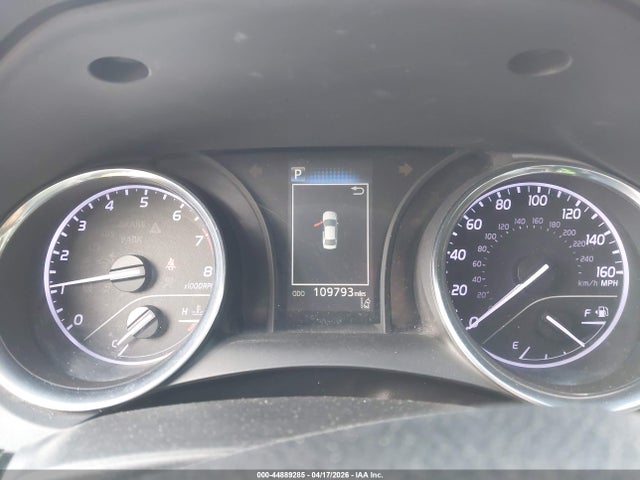 44889285 :رقم المزاد ، 4T1C11AK2LU918342 vin ، 2020 Toyota Camry Le مزاد بيع