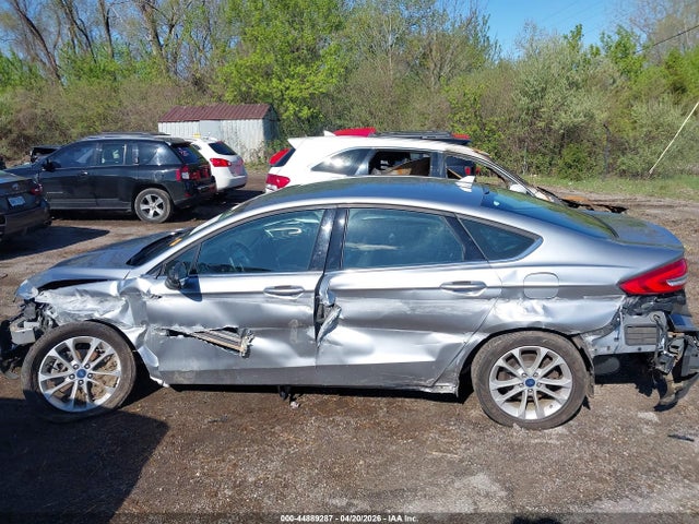 Продаж на аукціоні авто 2020 Ford Fusion Hybrid Se, vin: 3FA6P0LUXLR123657, номер лоту: 44889287