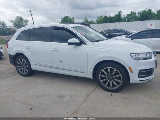 Audi Q7 3.0t Premium 2017 WA1VAAF77HD019253 Image 13