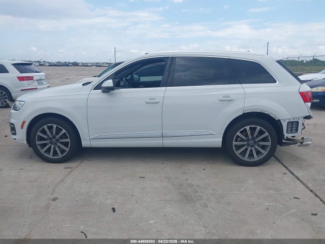 Audi Q7 3.0t Premium 2017 WA1VAAF77HD019253 Image 14