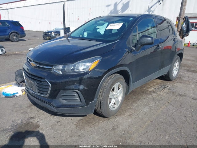 KL7CJKSB8LB326560 Chevrolet Trax Fwd Ls