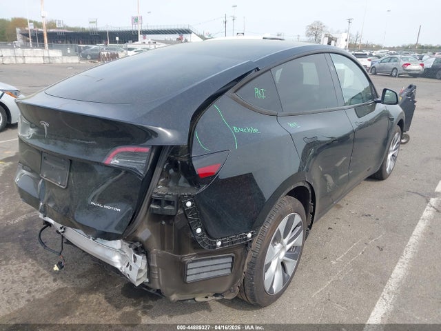 Продаж на аукціоні авто 2023 Tesla Model Y Awd/long Range Dual Motor All-wheel Drive, vin: 7SAYGDEE7PA186741, номер лоту: 44889327