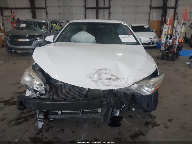 4T1BF1FK3HU390193 Toyota CAMRY LE