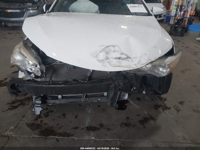 4T1BF1FK3HU390193 Toyota CAMRY LE