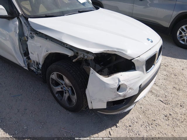 Продаж на аукціоні авто 2015 Bmw X1 Sdrive28i, vin: WBAVM1C56FV319368, номер лоту: 44889335