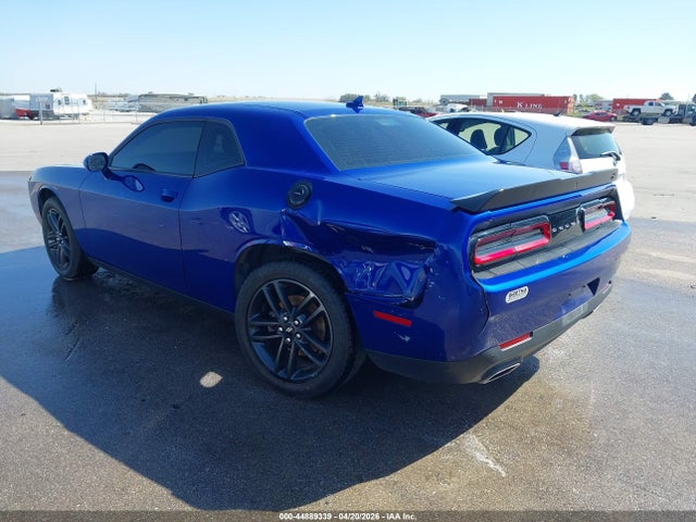Продаж на аукціоні авто 2019 Dodge Challenger Sxt Awd, vin: 2C3CDZGG5KH665911, номер лоту: 44889339