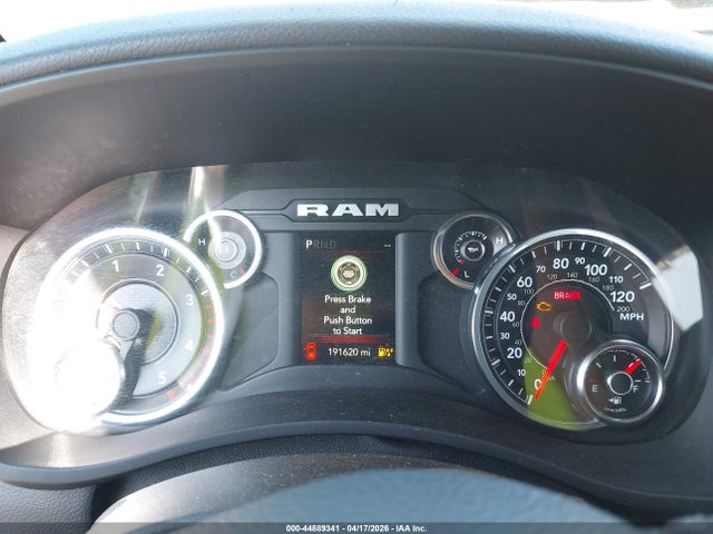 44889341 :رقم المزاد ، 3C6UR5DL0MG678670 vin ، 2021 Ram 2500 Big Horn  4x4 6'4 Box مزاد بيع