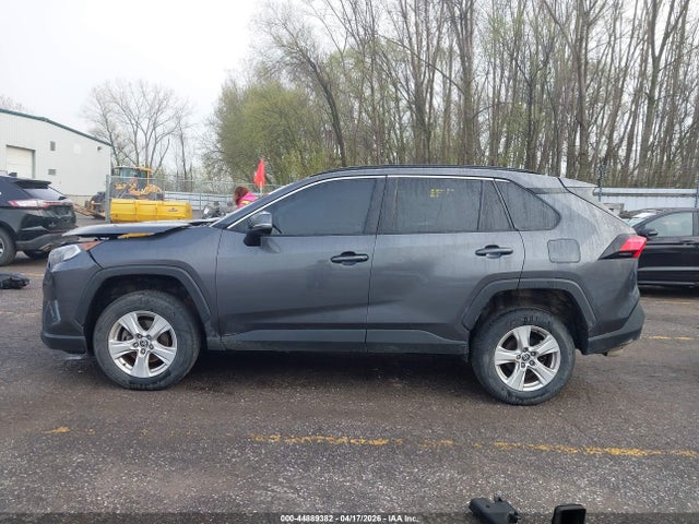 Продаж на аукціоні авто 2021 Toyota Rav4 Xle, vin: 2T3P1RFV2MW213889, номер лоту: 44889382