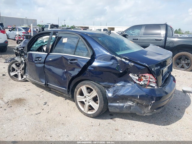 2010 Mercedes-benz C 300 Sport 4matic მანქანა იყიდება აუქციონზე, vin: WDDGF8BB7AR131472, აუქციონის ნომერი: 44889395