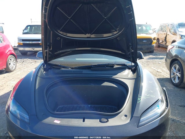44889402 :رقم المزاد ، 5YJ3E1EB1RF734353 vin ، 2024 Tesla Model 3 Long Range Dual Motor All-wheel Drive مزاد بيع