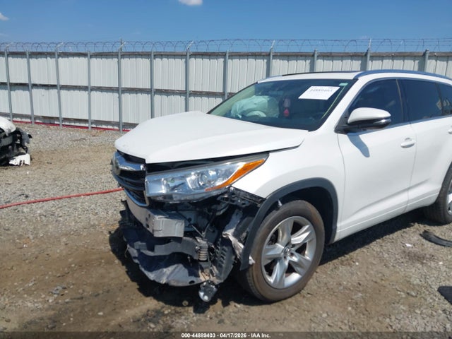 Продажа на аукционе авто 2016 Toyota Highlander Limited Platinum V6, vin: 5TDYKRFH0GS169425, номер лота: 44889403