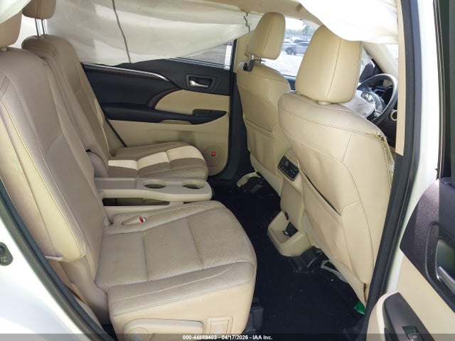Продажа на аукционе авто 2016 Toyota Highlander Limited Platinum V6, vin: 5TDYKRFH0GS169425, номер лота: 44889403