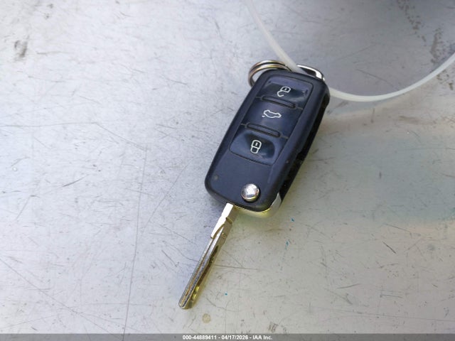 3VWD17AJ9EM268674 Volkswagen Jetta 1.8t Se