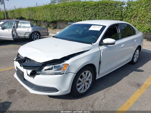 3VWD17AJ9EM268674 Volkswagen Jetta 1.8t Se