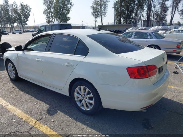 3VWD17AJ9EM268674 Volkswagen Jetta 1.8t Se