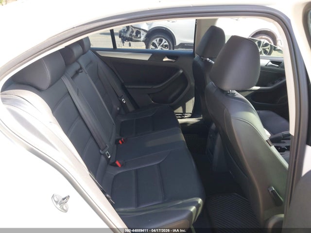 3VWD17AJ9EM268674 Volkswagen Jetta 1.8t Se