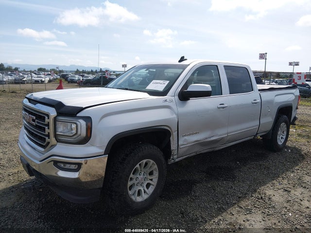 44889420 :رقم المزاد ، 3GTU2MEC1JG322732 vin ، 2018 Gmc Sierra 1500 Sle مزاد بيع