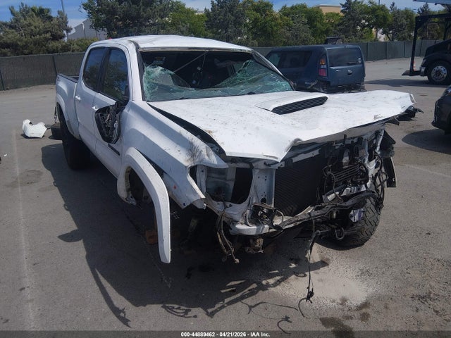 Продаж на аукціоні авто 2016 Toyota Tacoma Trd Sport, vin: 3TMBZ5DN5GM001296, номер лоту: 44889462