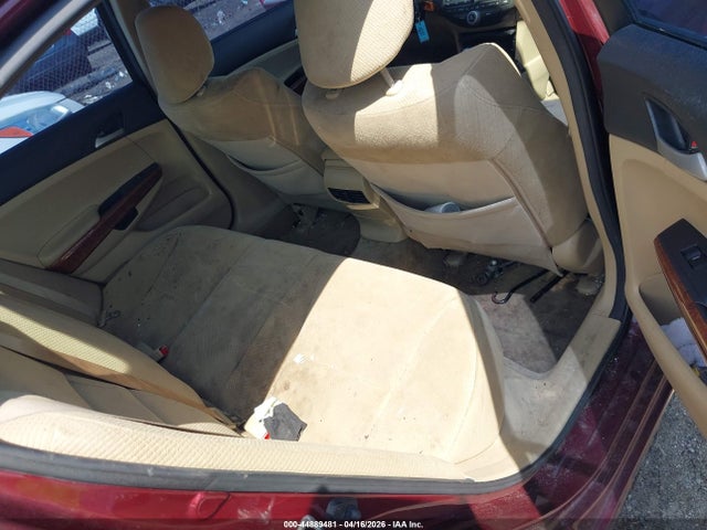 44889481 :رقم المزاد ، 1HGCP2F71BA153400 vin ، 2011 Honda Accord 2.4 Ex مزاد بيع