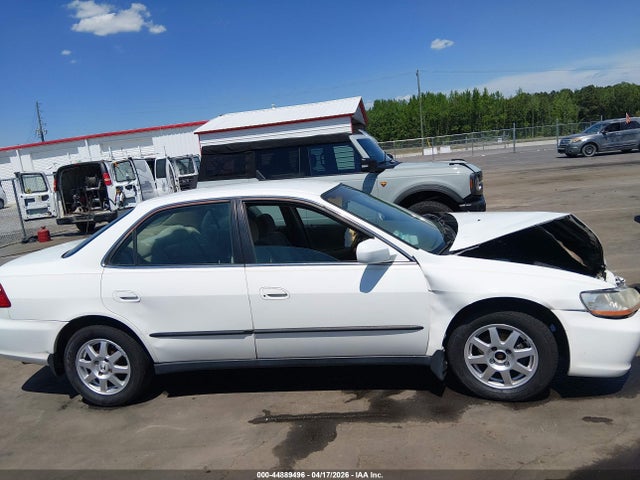 Aukcja sprzedaży 2000 Honda Accord 2.3 Lx, vin: 1HGCG5646YA156535, numer aukcji: 44889496