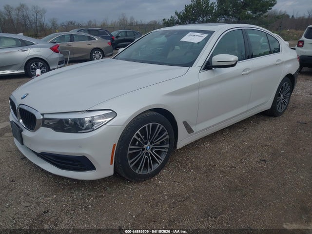 2020 Bmw 530i Xdrive მანქანა იყიდება აუქციონზე, vin: WBAJR7C06LWW74361, აუქციონის ნომერი: 44889509