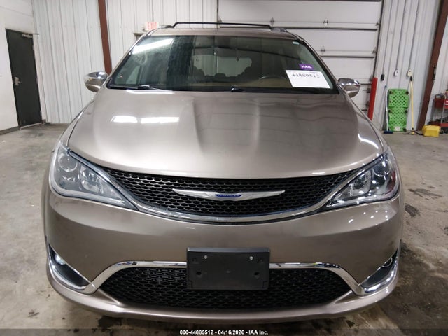 44889512 :رقم المزاد ، 2C4RC1GG2HR554973 vin ، 2017 Chrysler Pacifica Limited مزاد بيع
