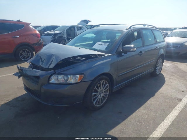 Auction sale of the 2011 Volvo V50 T5/t5 R-design, vin: YV1672MW1B2619790, lot number: 44889542