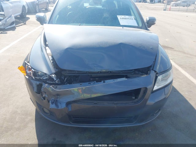 Auction sale of the 2011 Volvo V50 T5/t5 R-design, vin: YV1672MW1B2619790, lot number: 44889542