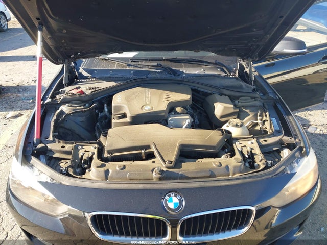 Aukcja sprzedaży 2014 Bmw 320i, vin: WBA3B1G56ENS77385, numer aukcji: 44889592
