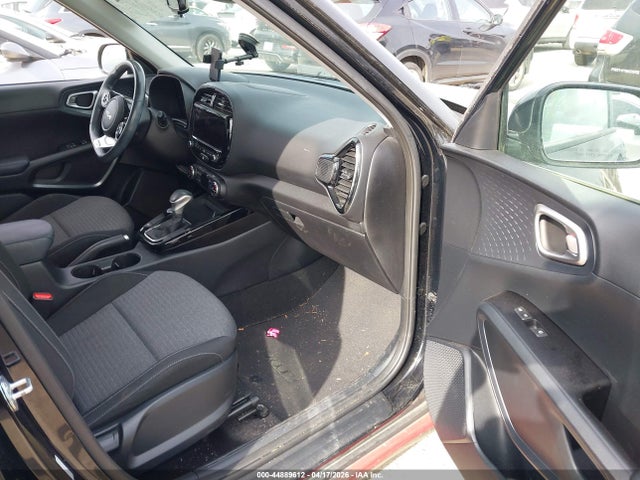 KNDJ63AU4N7151170 KIA Soul Gt-line