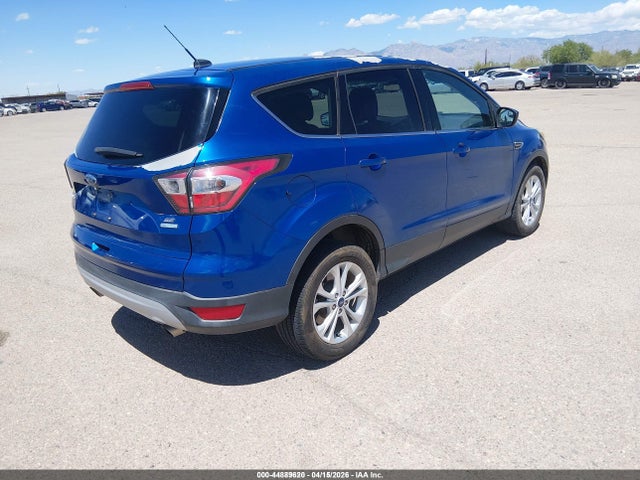 1FMCU0GD2HUA41207 Ford ESCAPE SE