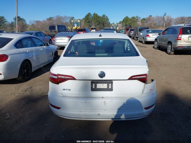 2019 Volkswagen Jetta 1.4t R-line/1.4t S/1.4t Se მანქანა იყიდება აუქციონზე, vin: 3VWCB7BU5KM130188, აუქციონის ნომერი: 44889623