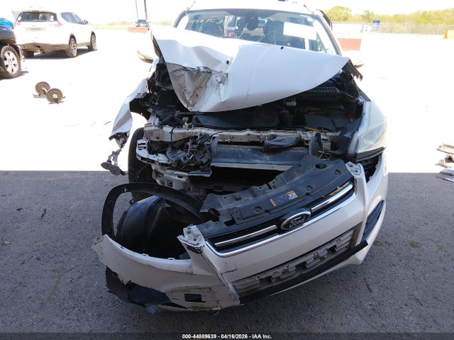 44889639 :رقم المزاد ، 1FMCU9J97EUA62123 vin ، 2014 Ford Escape Titanium مزاد بيع
