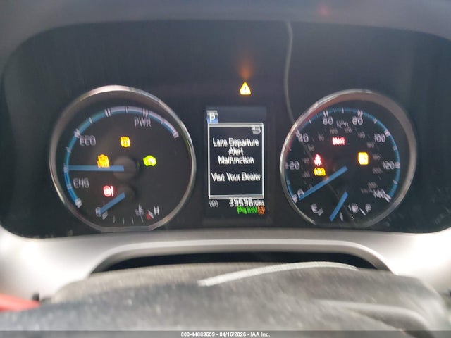 44889659 :رقم المزاد ، JTMRJREV7JD210733 vin ، 2018 Toyota Rav4 Hybrid Xle مزاد بيع