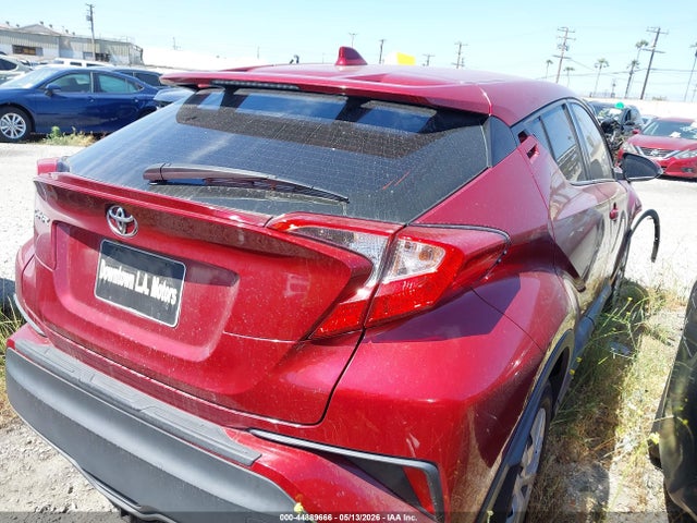 JTNKHMBX6K1022094 Toyota C-HR LE