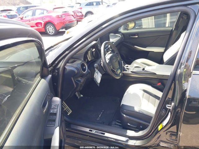 44889676 :رقم المزاد ، JTHGZ1B22N5057530 vin ، 2022 Lexus Is 350 F Sport مزاد بيع