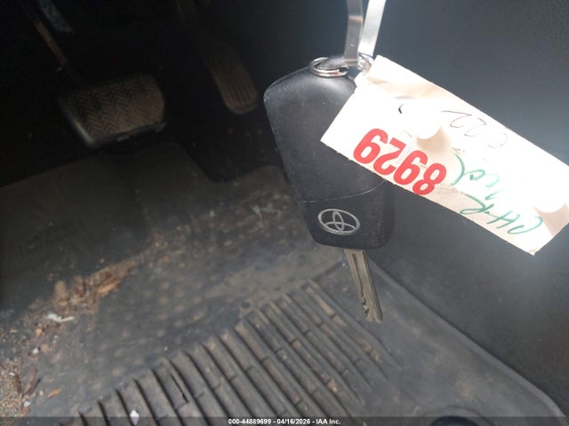 44889699 :رقم المزاد ، NMTKHMBX5KR070563 vin ، 2019 Toyota C-hr Le مزاد بيع