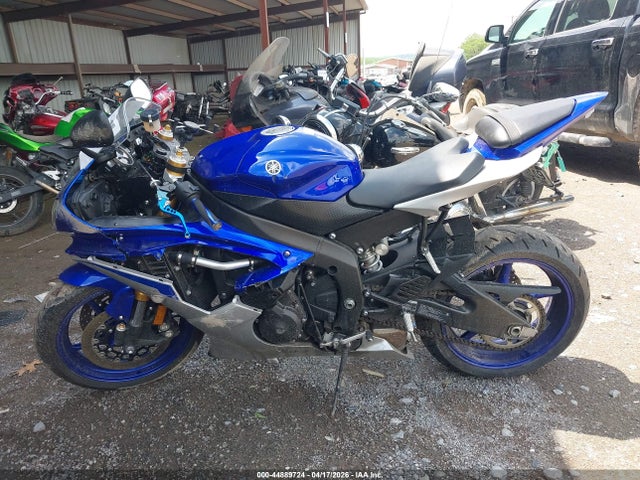 Yamaha YZFR6 2015 JYARJ16E1FA034606 Image 12