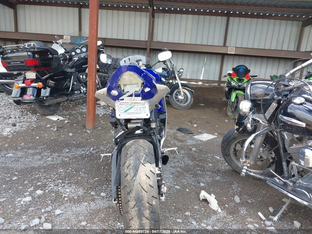 Yamaha YZFR6 2015 JYARJ16E1FA034606 Image 6
