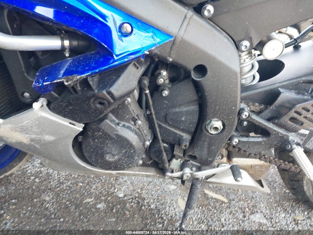 Yamaha YZFR6 2015 JYARJ16E1FA034606 Image 9
