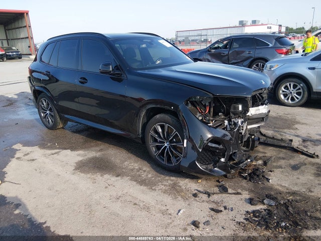 44889763 :رقم المزاد ، 5UXJU4C09P9N82647 vin ، 2023 Bmw X5 M50i مزاد بيع